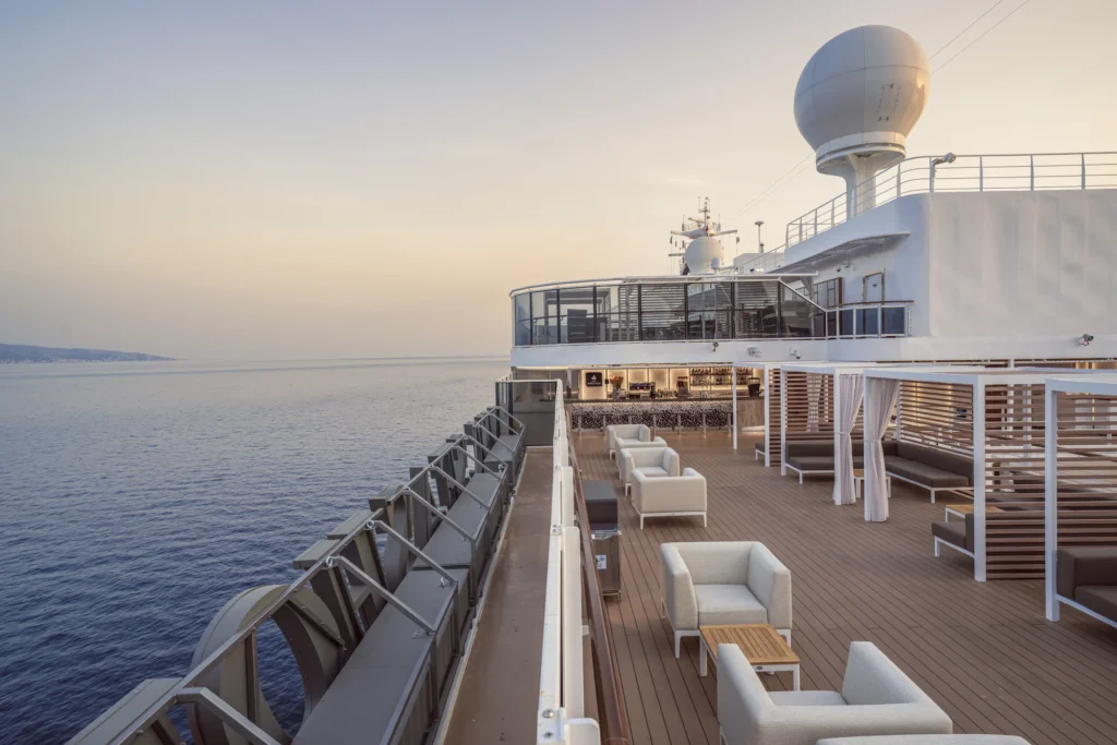 MSC Seashore MSC Aurea Bar